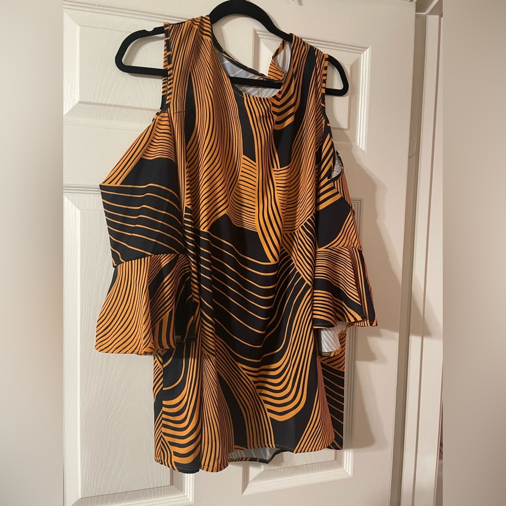 Plus Size Black & Orange SHEIN Cold Shoulder Top